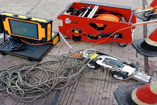 环江CCTV管道检测机器人